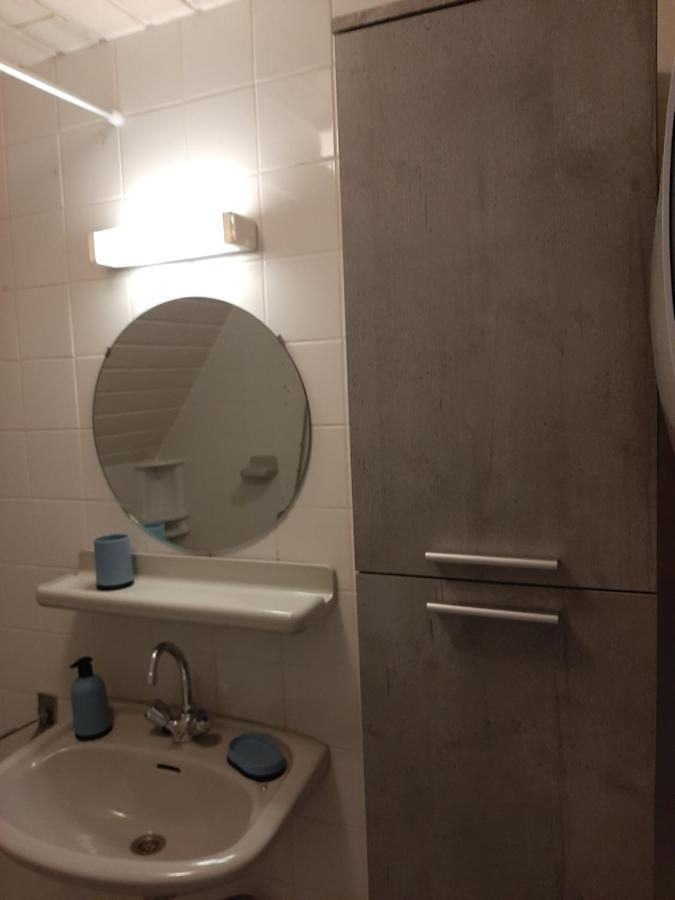 De Waterlelie gezellig en sfeervol aan het water Villa Gramsbergen Buitenkant foto