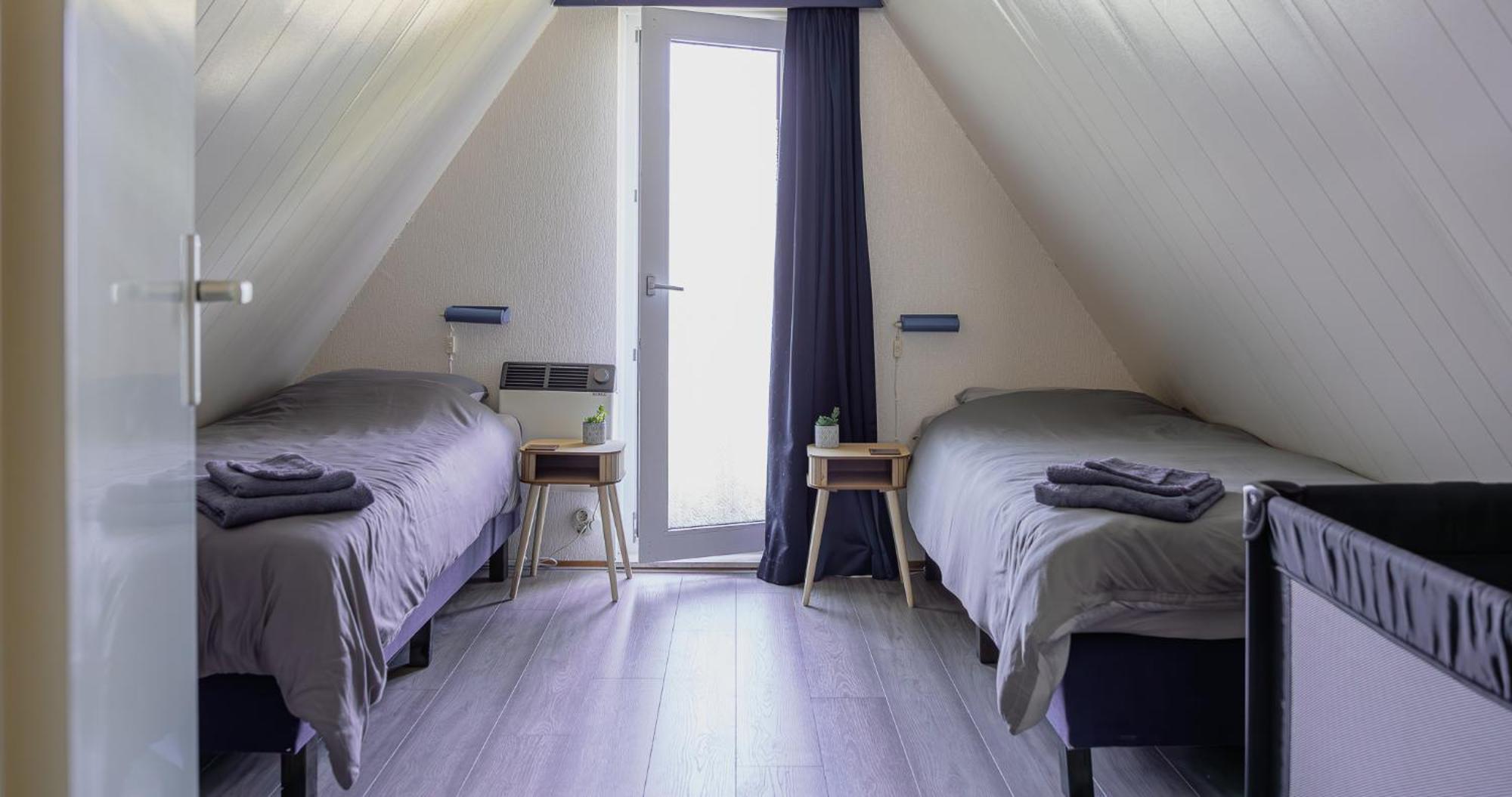 De Waterlelie gezellig en sfeervol aan het water Villa Gramsbergen Buitenkant foto